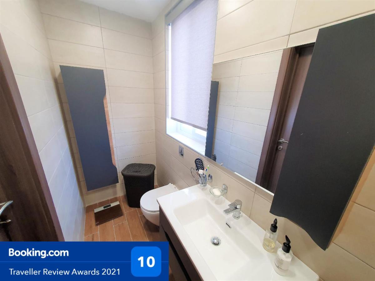 Msiebah Court San Gwann Modern Apt Near Sliema And St Julians Ngoại thất bức ảnh